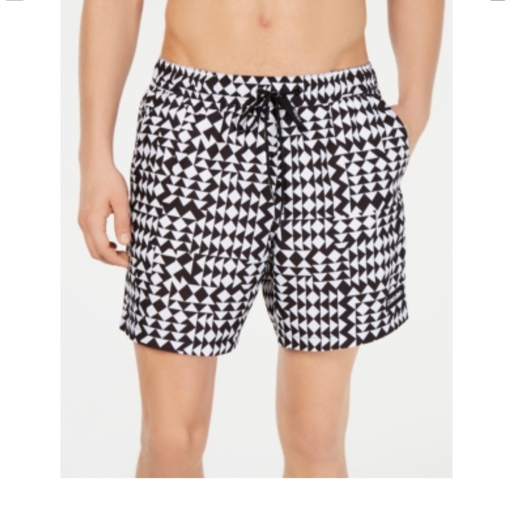 CALVIN KLEIN MENS SWIM SHORTS SIZE LARGE BLACK/WHT PRINT